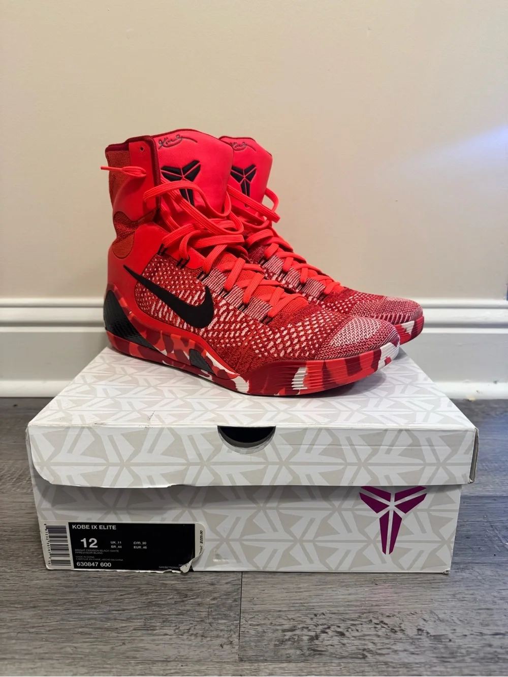 Nike Kobe 9 Elite Christmas 2014 Basketball Sneakers